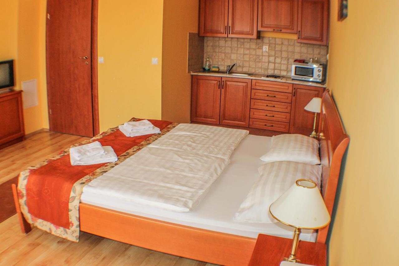 Hotel Jarja Hajdúszoboszló Extérieur photo