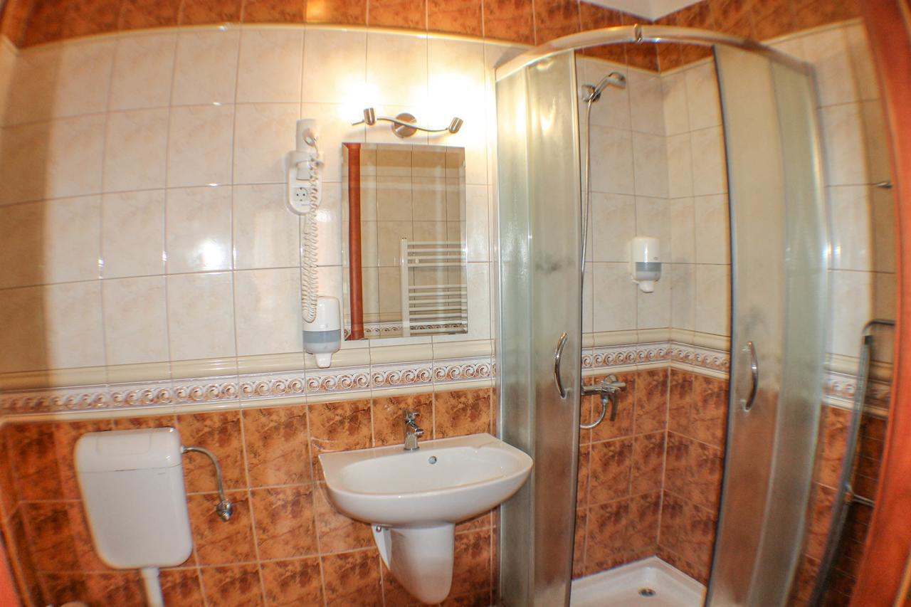 Hotel Jarja Hajdúszoboszló Extérieur photo