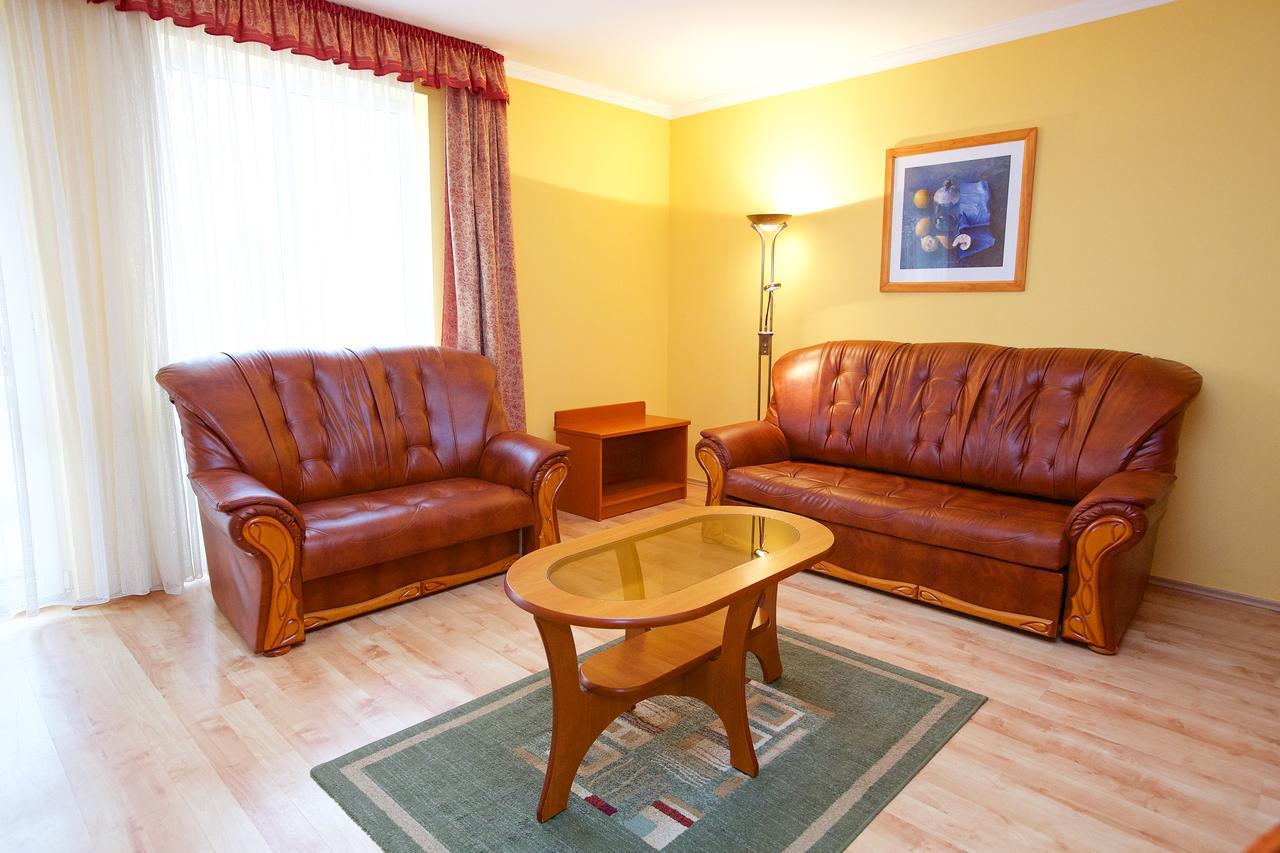 Hotel Jarja Hajdúszoboszló Extérieur photo
