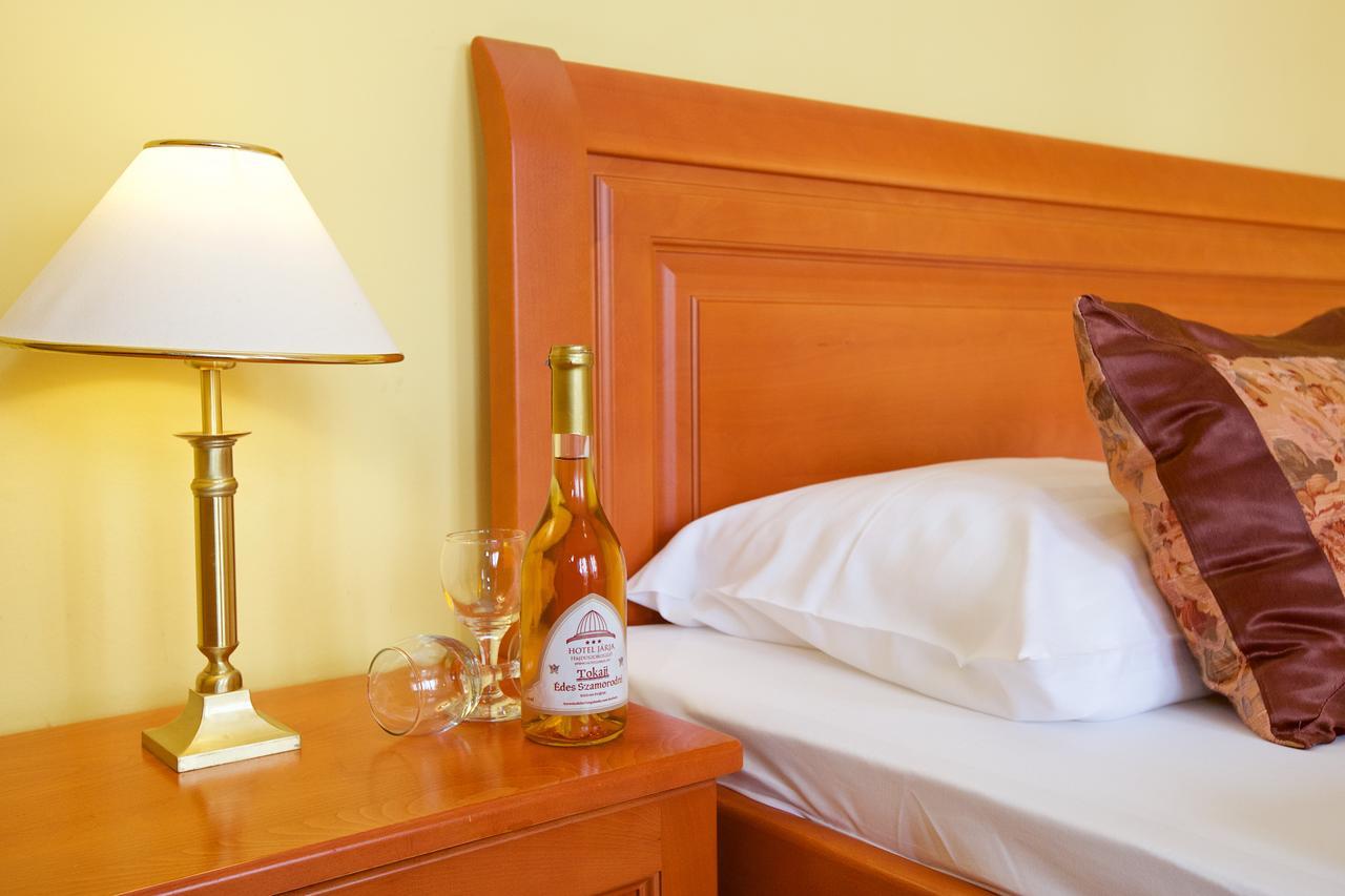Hotel Jarja Hajdúszoboszló Extérieur photo